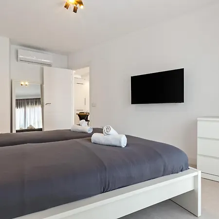 아파트 Alessandri 53 A By Ivi Real Estate 토레몰리노스